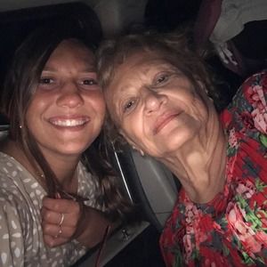 Meet your Posher, Carolyn